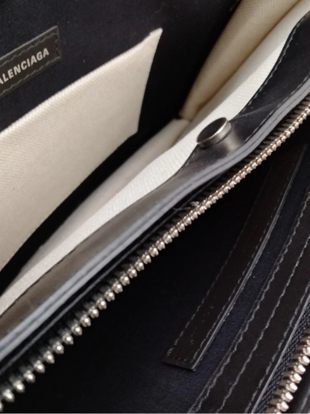 BALENCIAGA  Navy Cabas XS Canvas Leather Crossbody Bag Clutch White Black - Picture 9 of 10